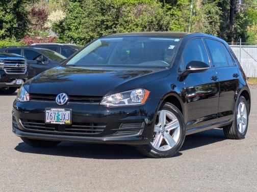 2017 Volkswagen Golf TSI Wolfsburg Edition 4-Door