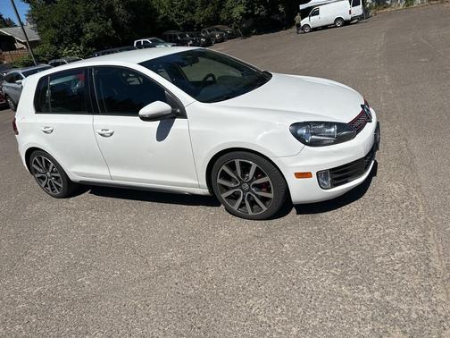 2014 Volkswagen GTI Wolfsburg Edition