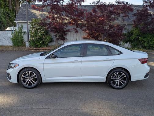 2024 Volkswagen Jetta 1.5T Sport
