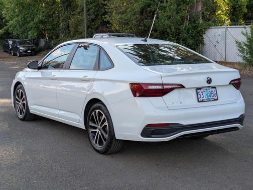 2024 Volkswagen Jetta 1.5T Sport