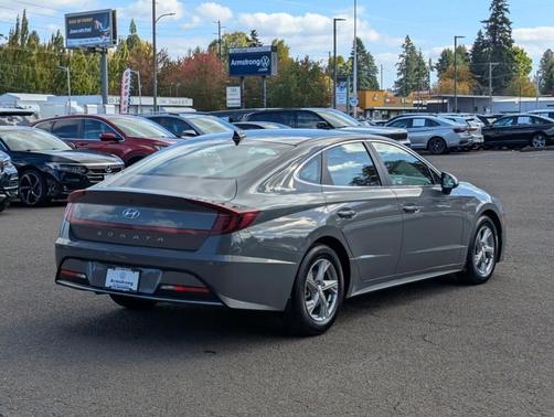 2023 Hyundai SONATA SE
