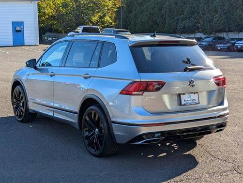 2020 Volkswagen Tiguan 2.0T SE R-Line Black