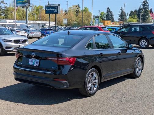 2023 Volkswagen Jetta 1.5T SE