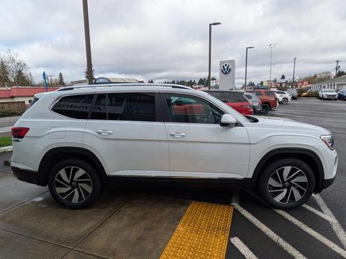 2025 Volkswagen Atlas 2.0T SEL