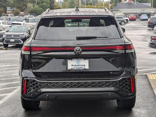 2025 Volkswagen Tiguan 2.0T SE R-Line Black