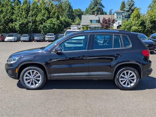 2017 Volkswagen Tiguan Limited 2.0T