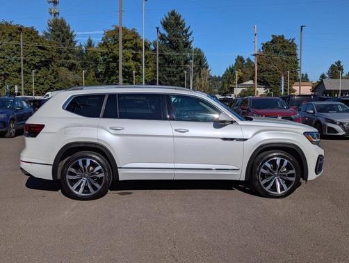2023 Volkswagen Atlas 3.6L SEL Premium R-Line