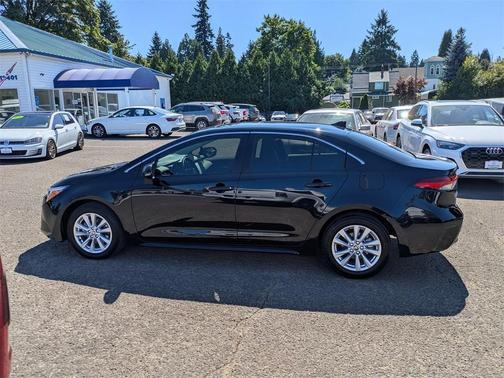 2024 Toyota Corolla Hybrid XLE