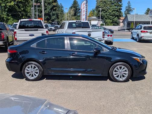 2024 Toyota Corolla Hybrid XLE