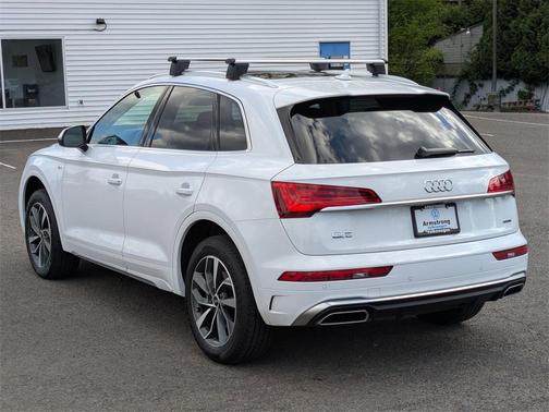 2024 Audi Q5 45 S line quattro Premium