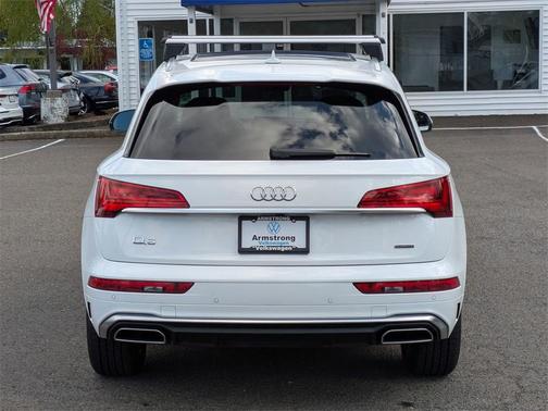 2024 Audi Q5 45 S line quattro Premium