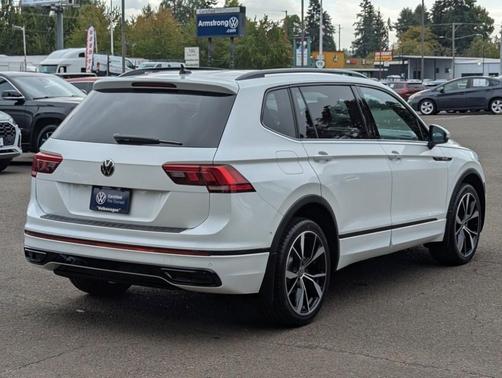 2023 Volkswagen Tiguan 2.0T SEL R-Line