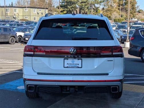 2025 Volkswagen Atlas 2.0T Peak Edition