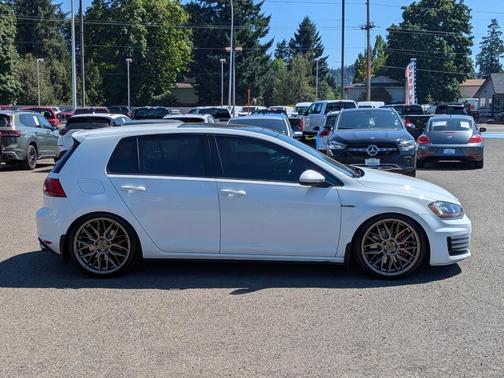 2016 Volkswagen Golf GTI AUTOBAHN