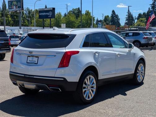 2017 Cadillac XT5 Platinum