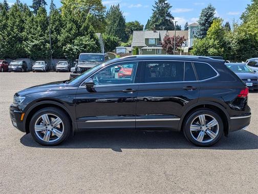 2018 Volkswagen Tiguan 2.0T SEL Premium
