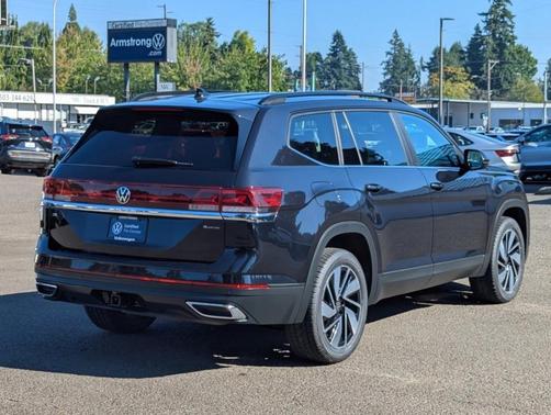2024 Volkswagen Atlas 2.0T SE
