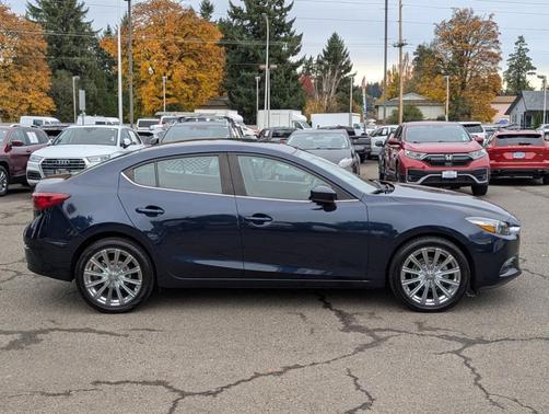 2017 Mazda Mazda3 Sport