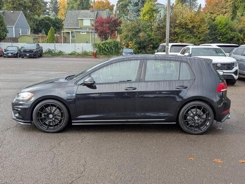 2019 Volkswagen Golf R 2.0T w/DCC & Navigation