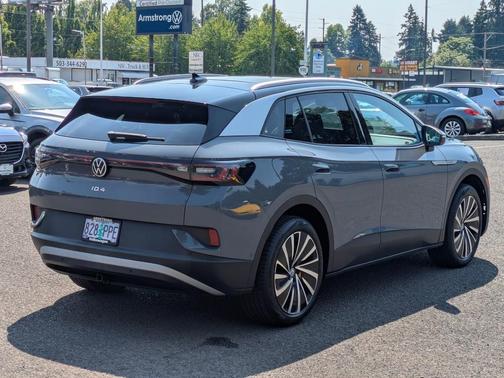 2023 Volkswagen ID.4 Pro S Plus