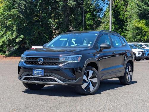 Deep Black Pearl Effect 2024 Volkswagen Taos 1.5T S