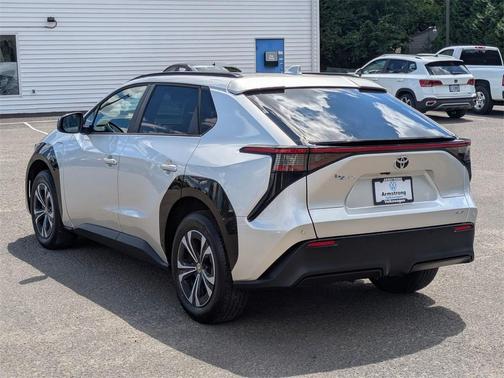 2023 Toyota bZ4X XLE