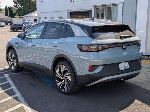 2025 Volkswagen ID.4 Pro S Plus