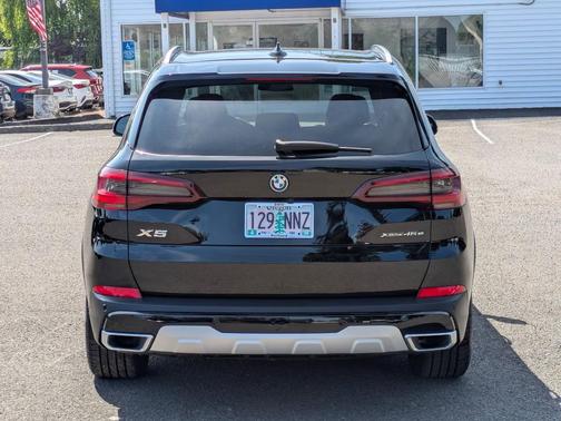 2022 BMW X5 PHEV xDrive45e