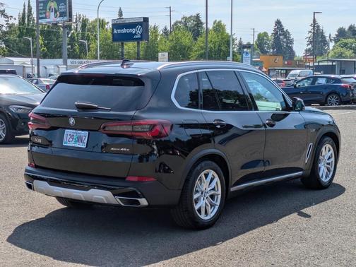 2022 BMW X5 PHEV xDrive45e