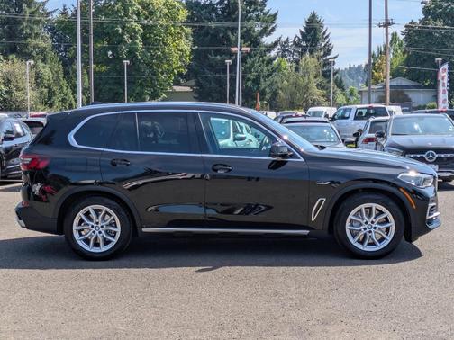 2022 BMW X5 PHEV xDrive45e