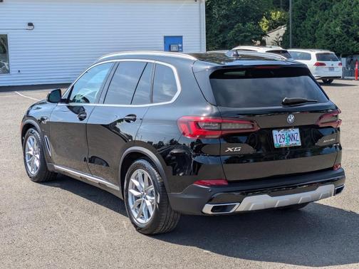 2022 BMW X5 PHEV xDrive45e