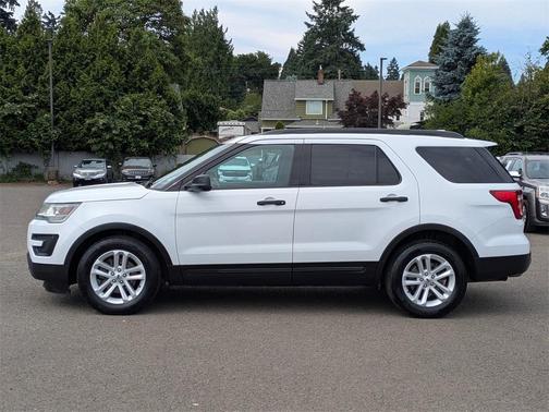 2016 Ford Explorer Base