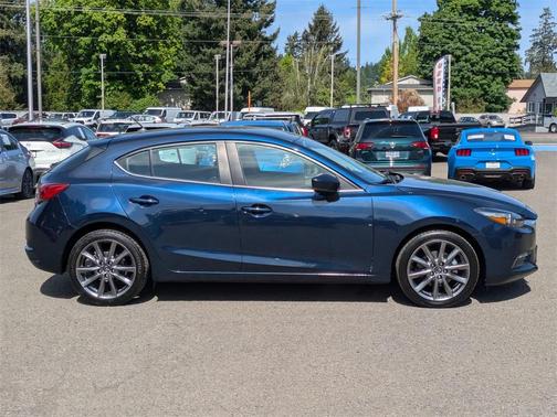 2018 Mazda Mazda3 Touring