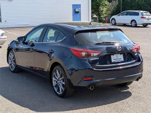 2018 Mazda Mazda3 Touring