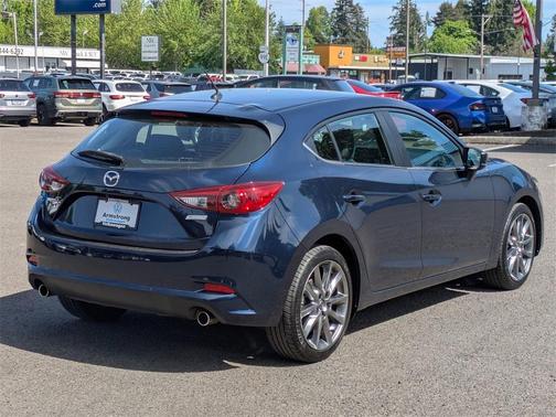 2018 Mazda Mazda3 Touring