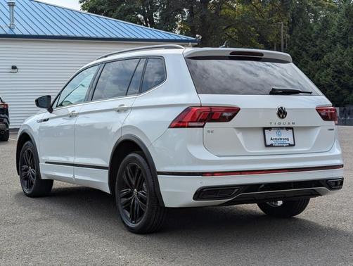 2022 Volkswagen Tiguan 2.0T SE R-Line Black