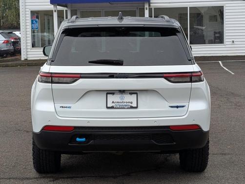 2023 Jeep Grand Cherokee 4xe Trailhawk