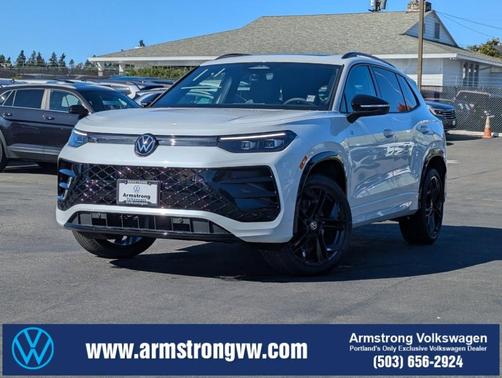 2025 Volkswagen Tiguan 2.0T SE R-Line Black