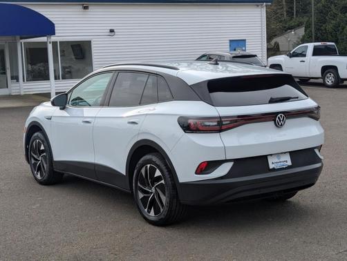 2022 Volkswagen ID.4 Pro