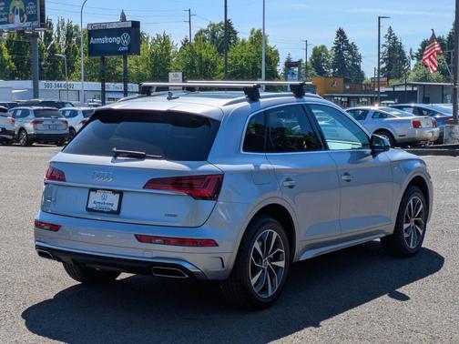 2023 Audi Q5 45 S line quattro Premium