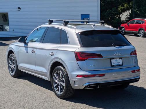 2023 Audi Q5 45 S line quattro Premium