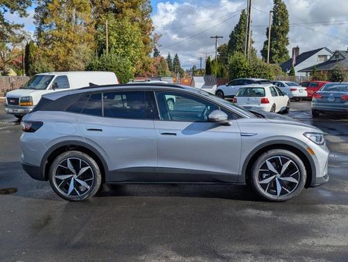 2025 Volkswagen ID.4 Pro