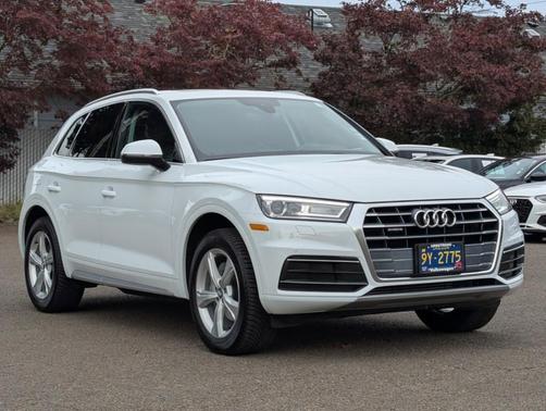 2020 Audi Q5 45 Premium