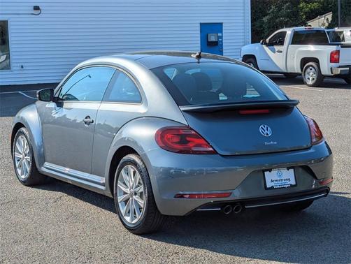 2017 Volkswagen Beetle 1.8T SE