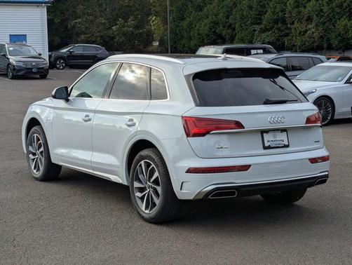 2023 Audi Q5 45 S line quattro Premium