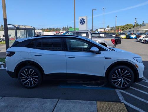 2025 Volkswagen ID.4 Pro