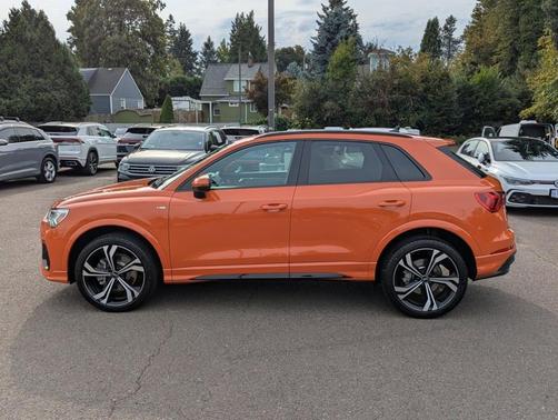 2023 Audi Q3 45 S line Premium
