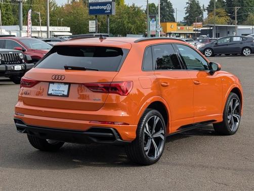 2023 Audi Q3 45 S line Premium