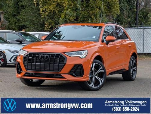 2023 Audi Q3 45 S line Premium