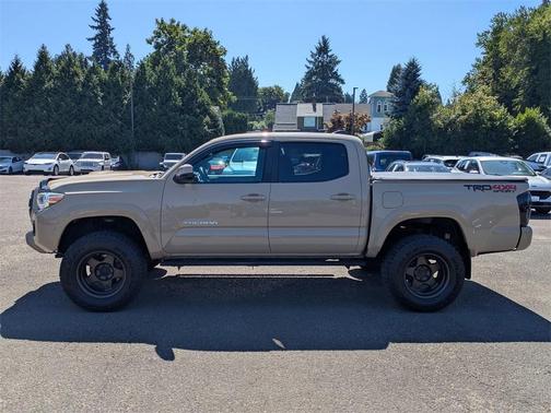 2016 Toyota Tacoma SR5